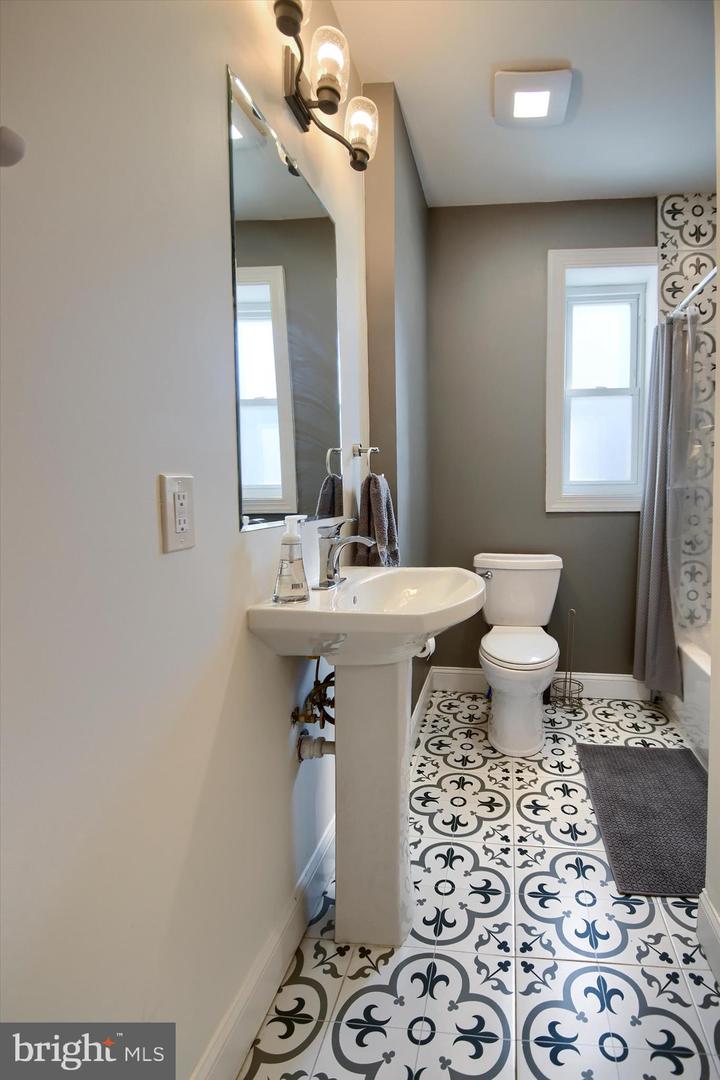 4117 Cresson St Property Photo 15