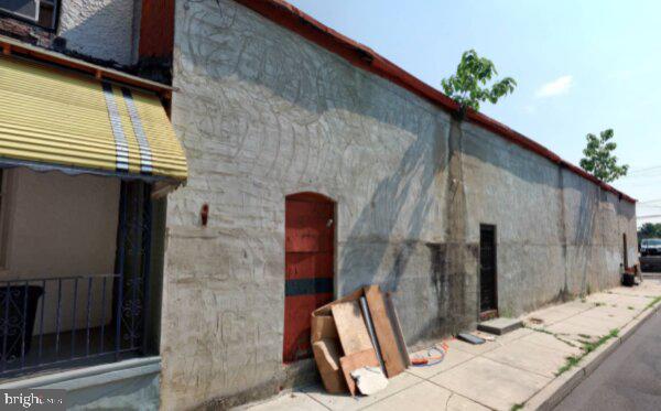 3236-98 N 19th St Property Photo 1