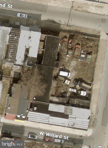 3236-98 N 19th St Property Photo 7