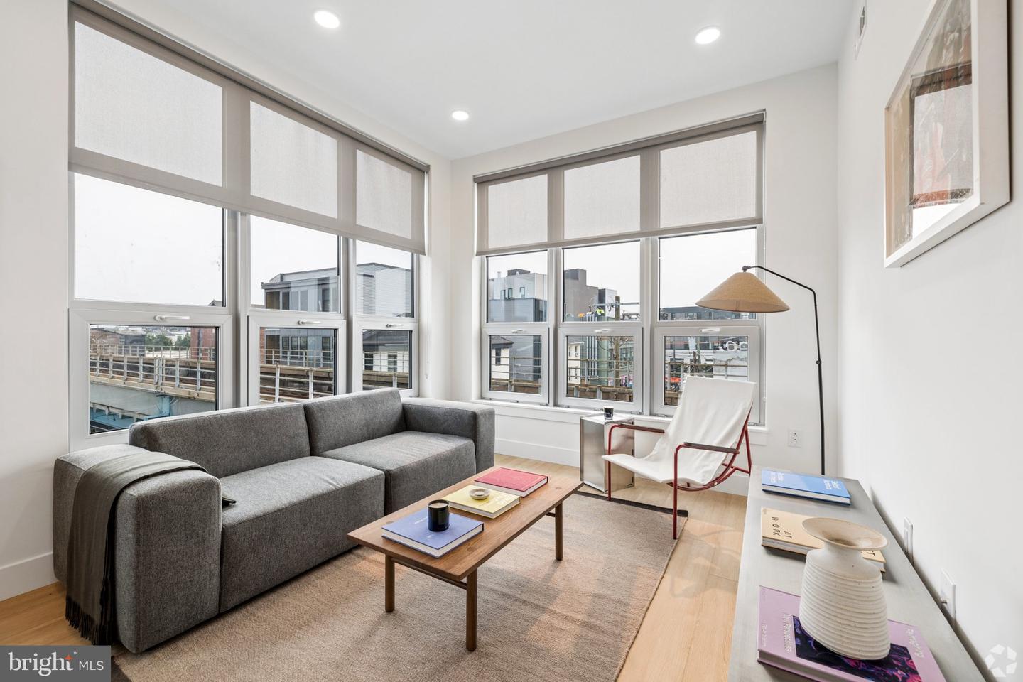 1440 N Front St #2bed Property Photo 4