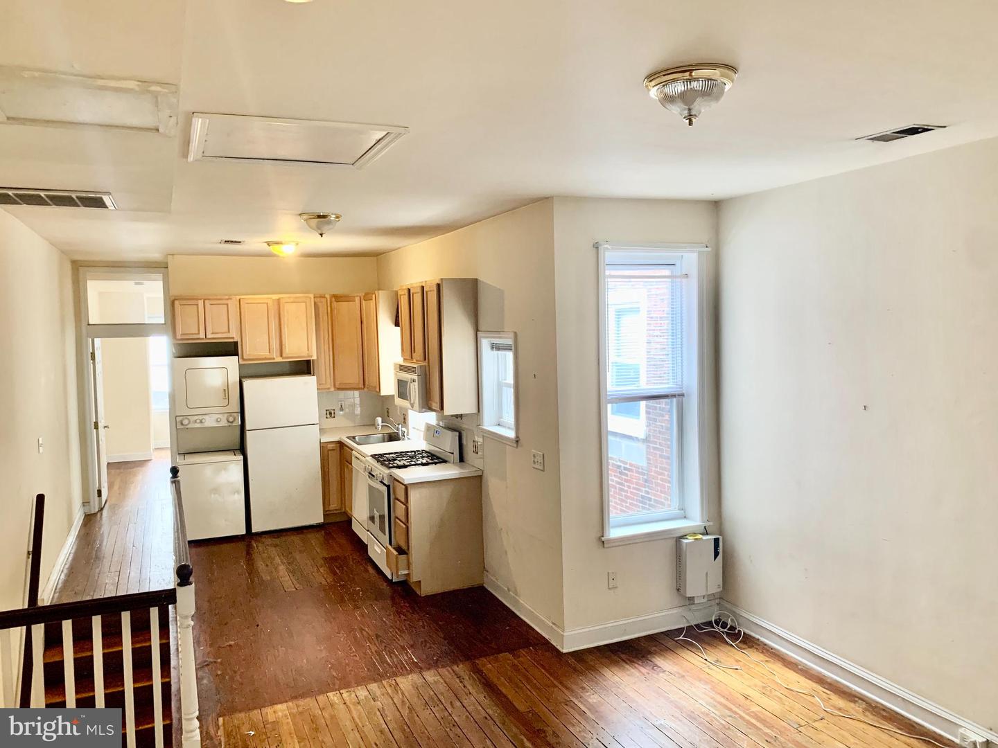 4217 RIDGE AVE #3 Property Photo 1
