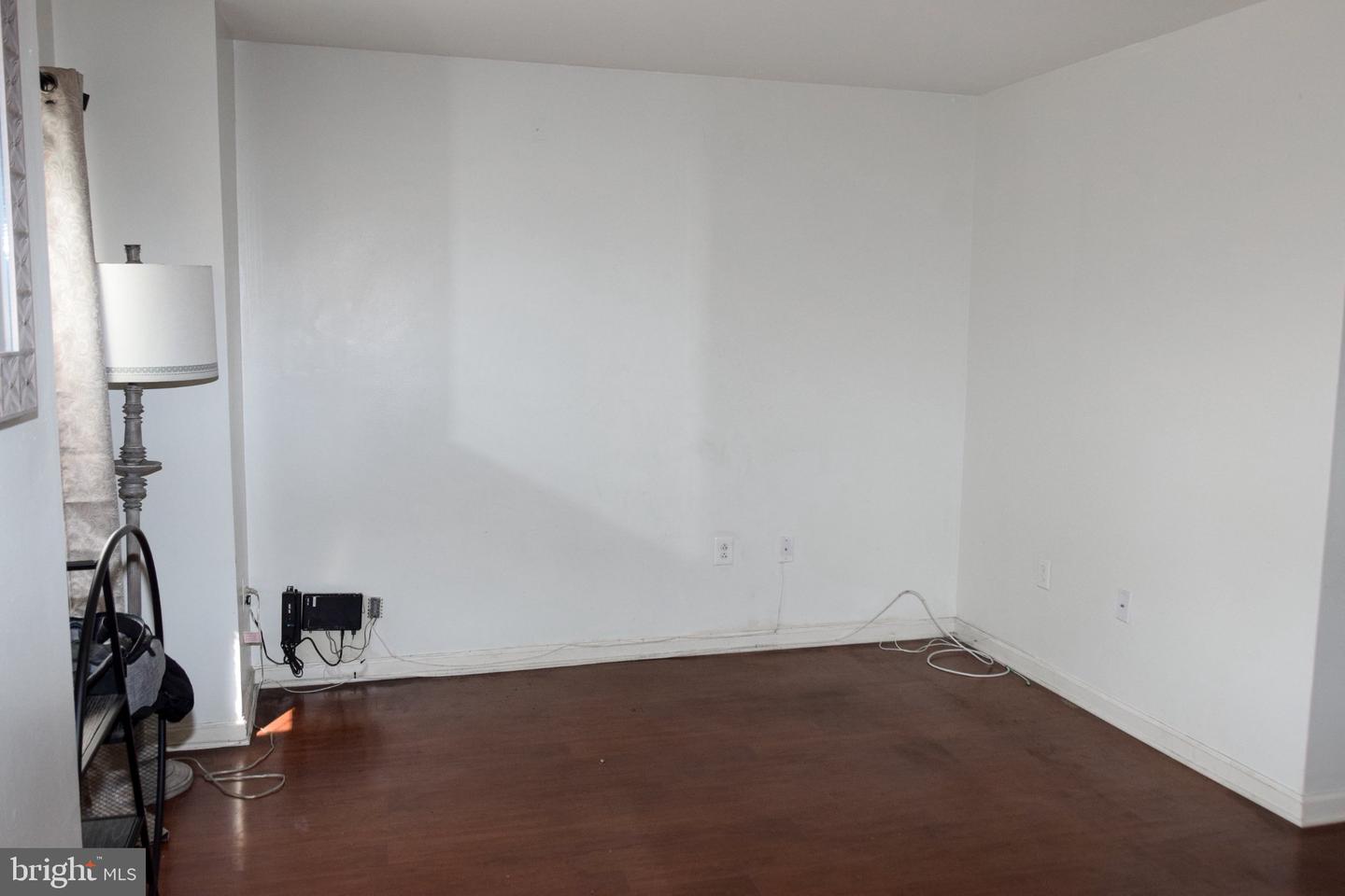 4619 Parrish St Property Photo 5