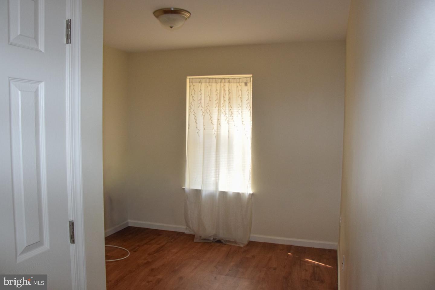 4619 Parrish St Property Photo 19