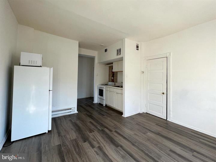 5134 Spruce St Property Photo 6