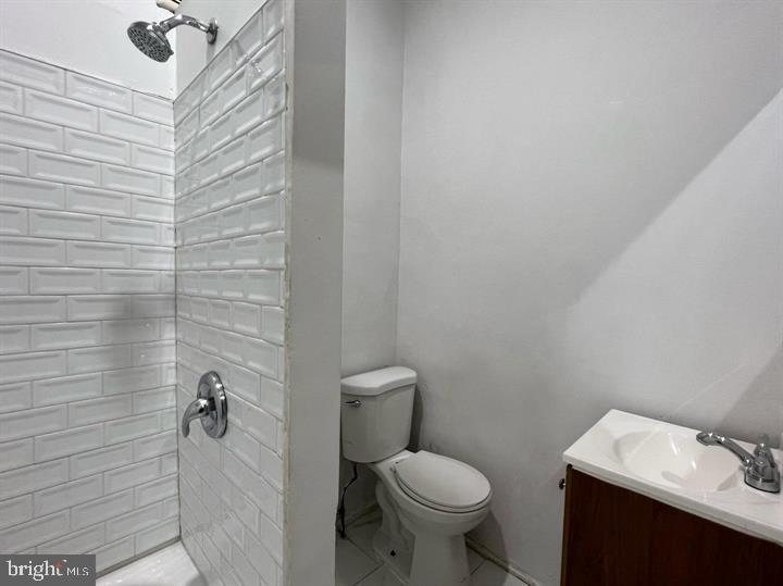 5134 Spruce St Property Photo 8