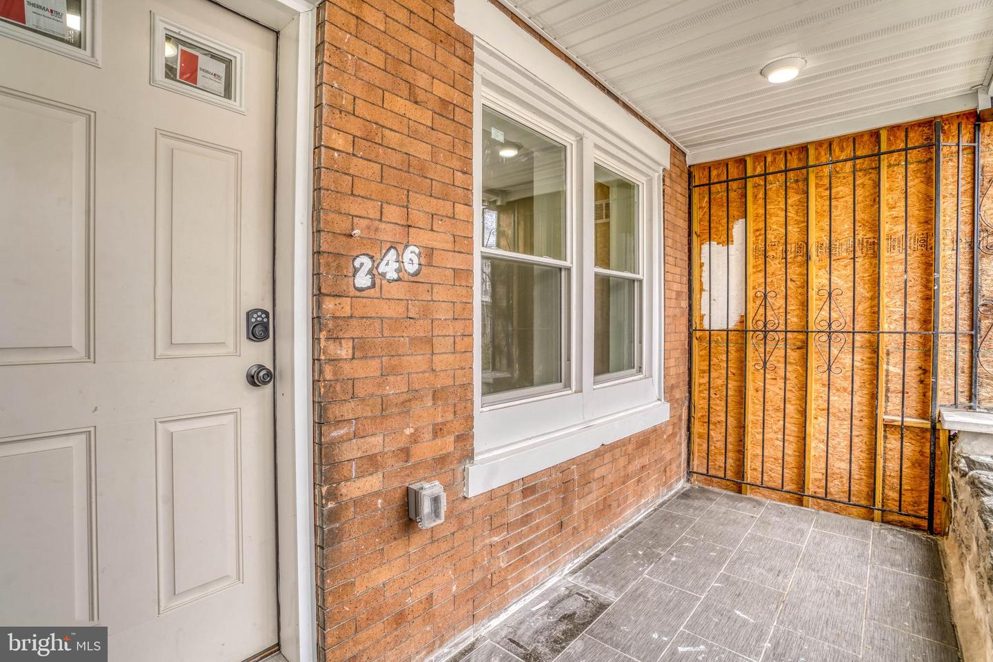 246 Rubicam St Property Photo 3