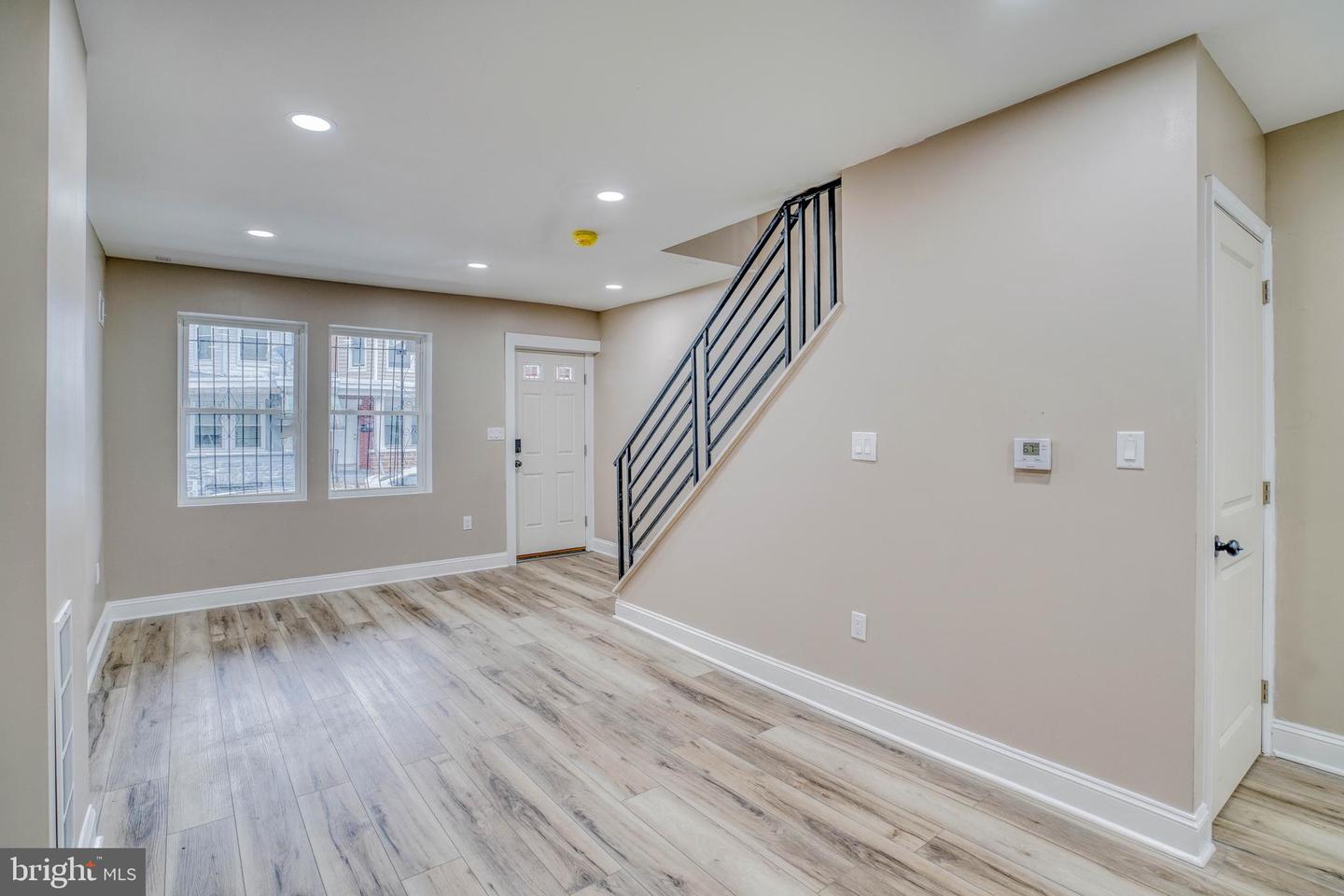 246 Rubicam St Property Photo 10
