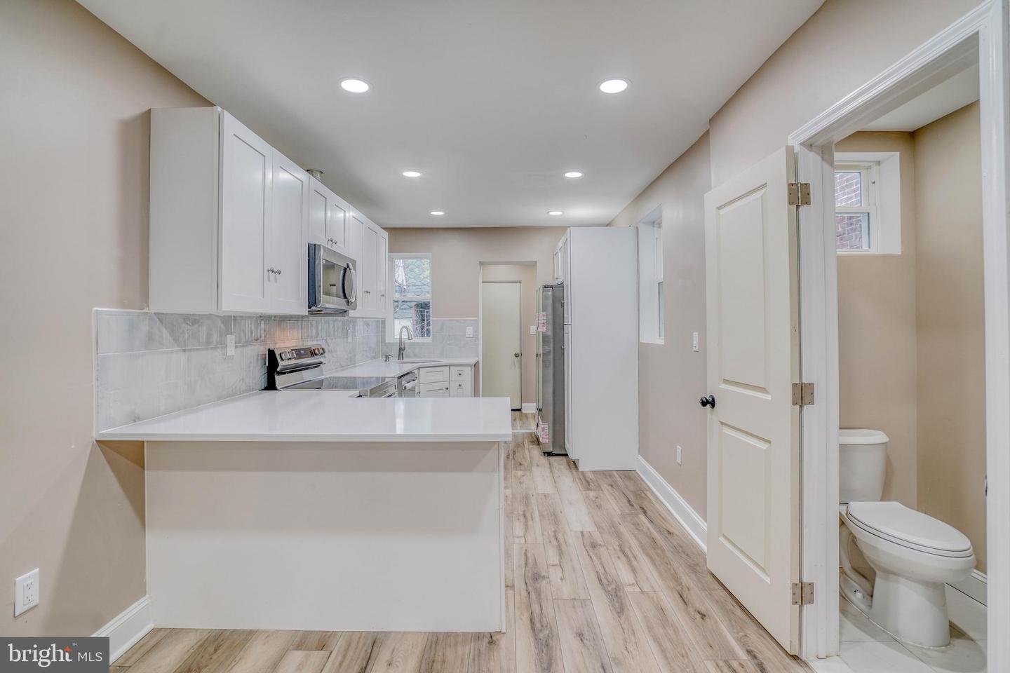 246 Rubicam St Property Photo 14