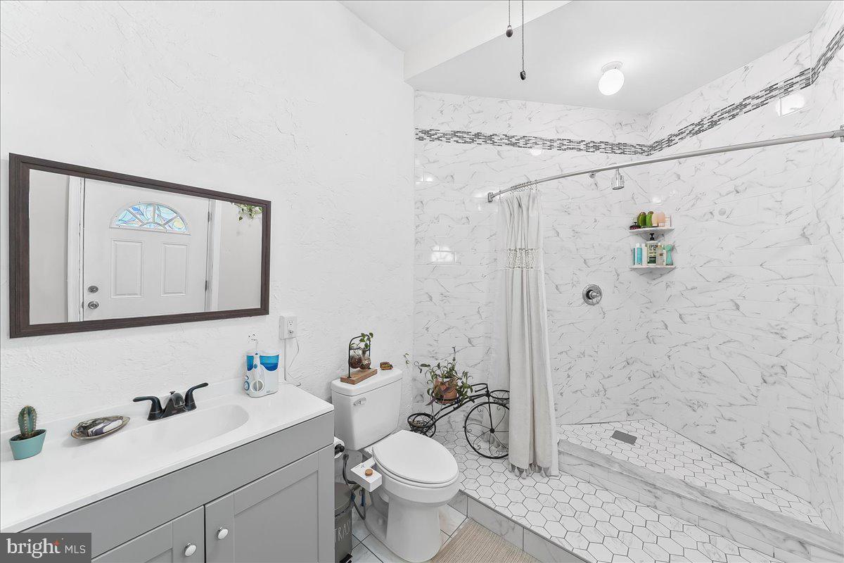 3517 Indian Queen Ln Property Photo 36