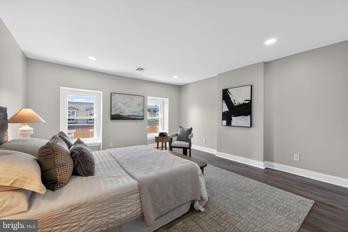 2303 Saint Albans St Property Photo 19