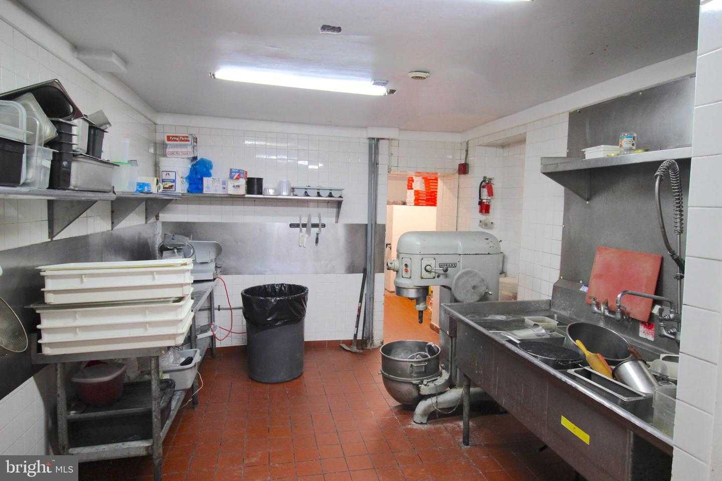 6613 Ridge Ave Property Photo 17