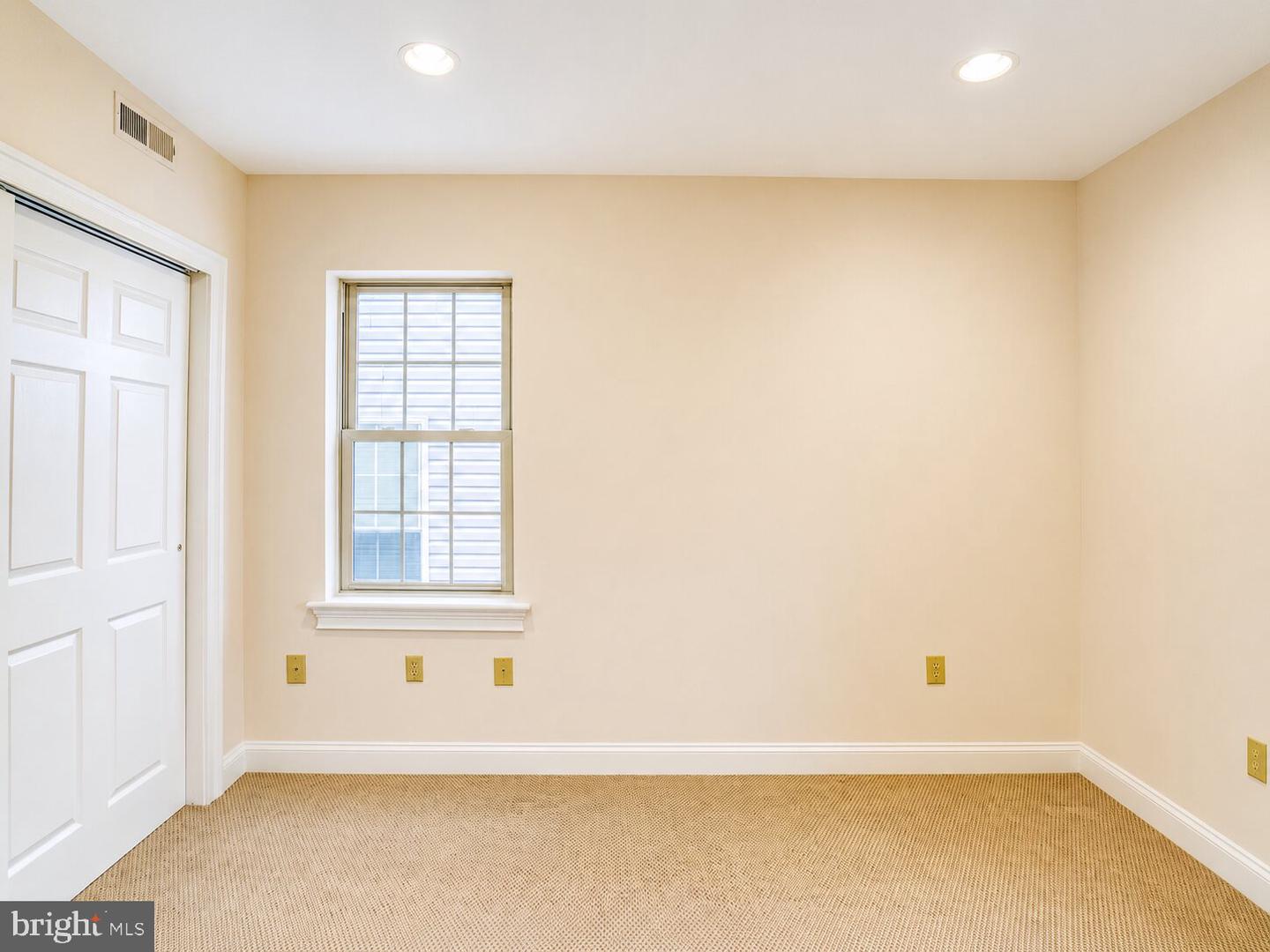 2542 W Girard Ave #2 Property Photo 19