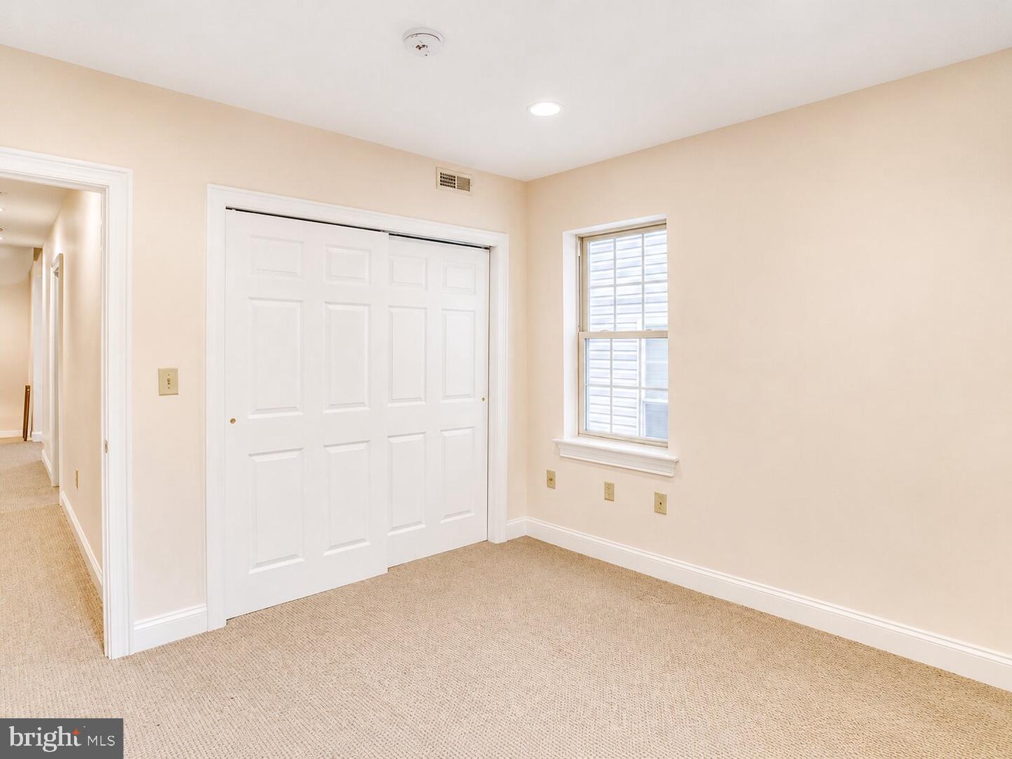 2542 W Girard Ave #2 Property Photo 20