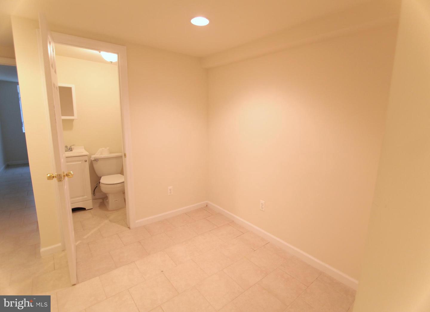 1852 N Willington St #1 Property Photo 7