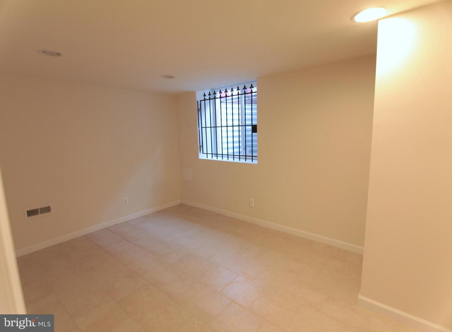 1852 N Willington St #1 Property Photo 10