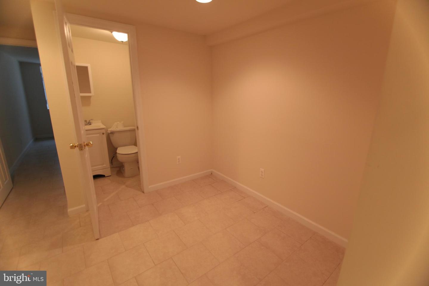 1852 N Willington St #1 Property Photo 24