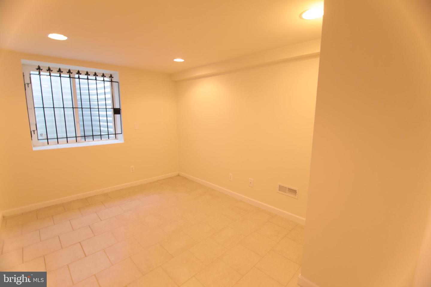 1852 N Willington St #1 Property Photo 25