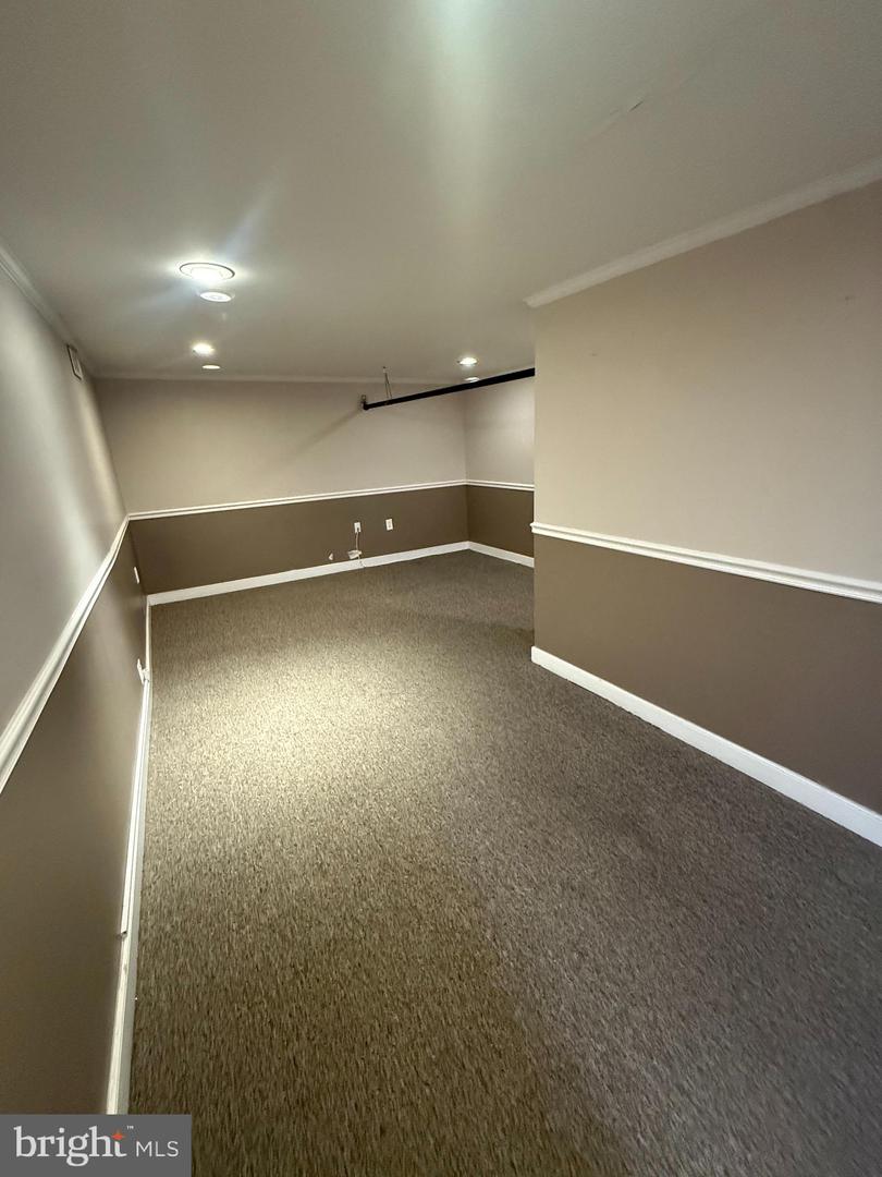 1123-25 S Broad St #2nd Floor Property Photo 11