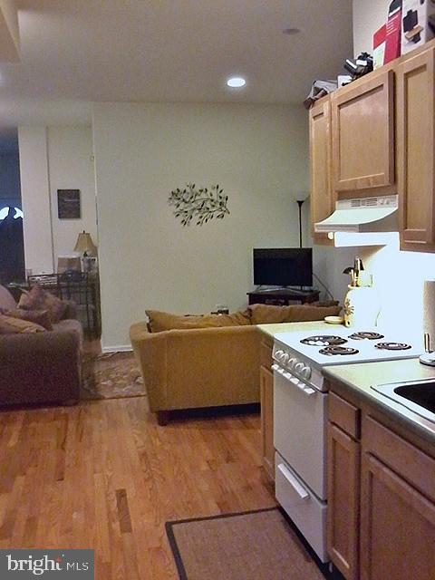 1531 Poplar St #1 Property Photo 6