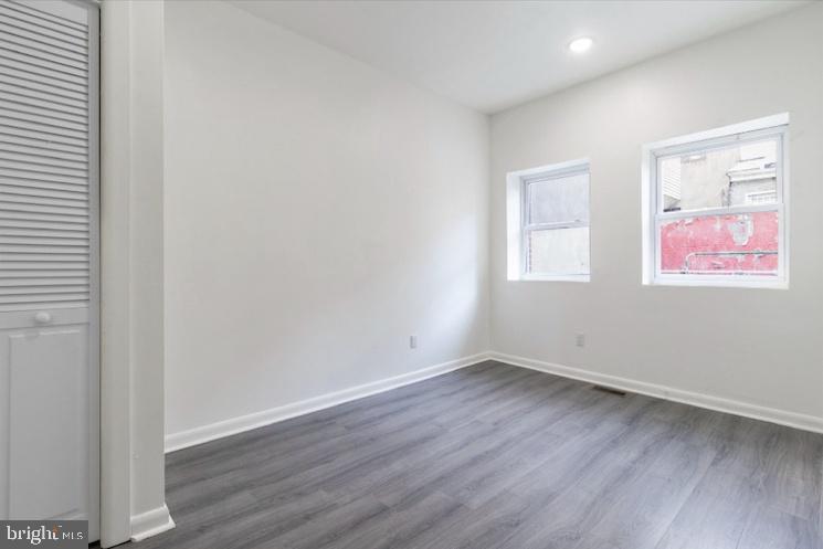1118 W Lehigh Ave Property Photo 11
