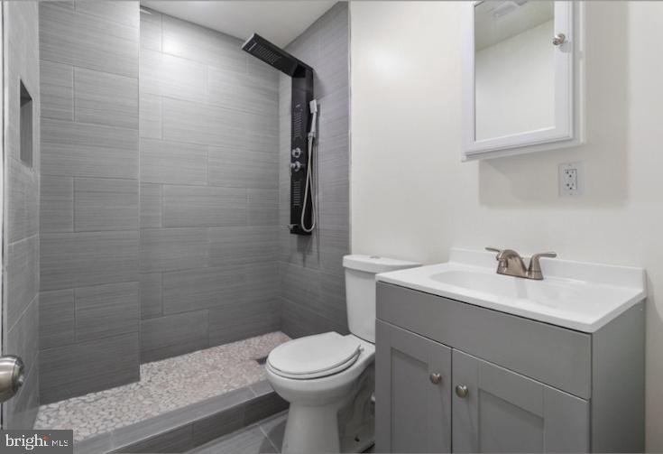 1118 W Lehigh Ave Property Photo 17