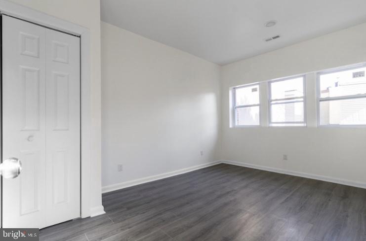 1118 W Lehigh Ave Property Photo 19
