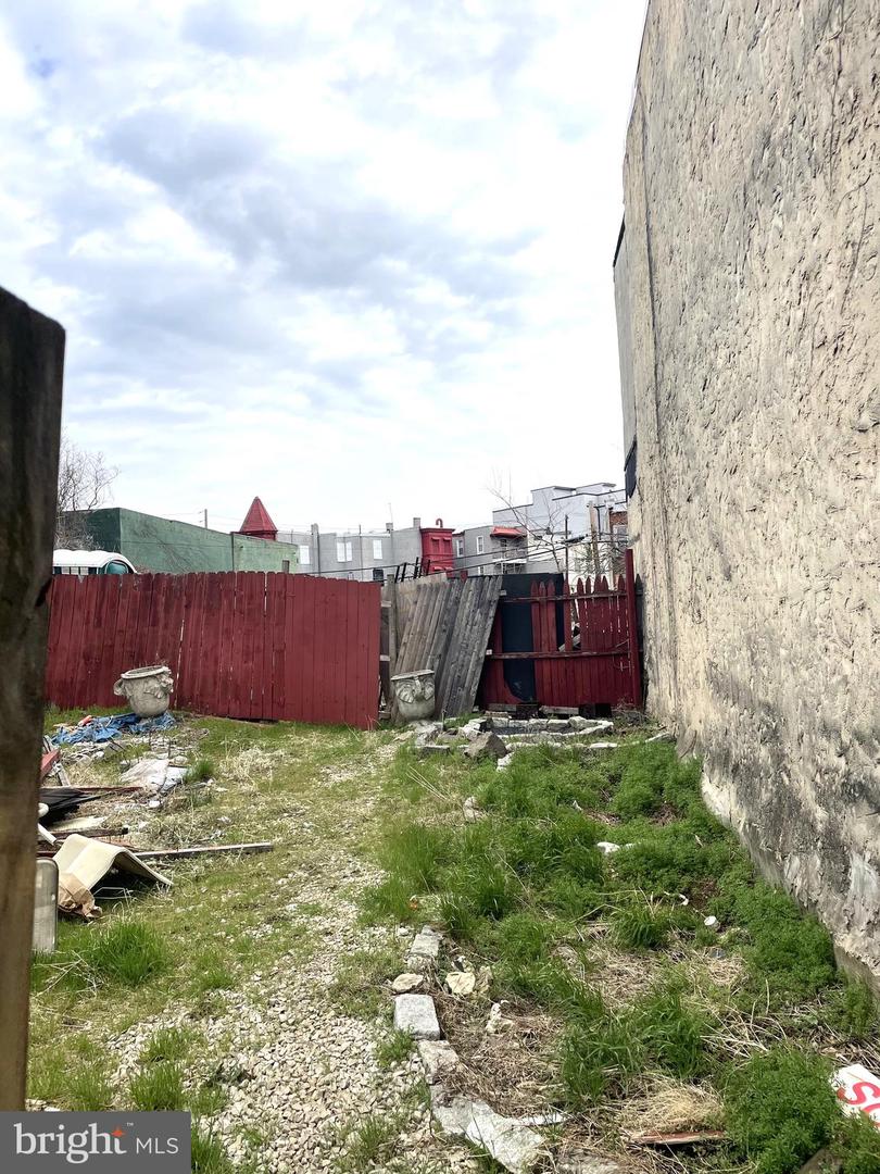 921 N Markoe St Property Photo 1