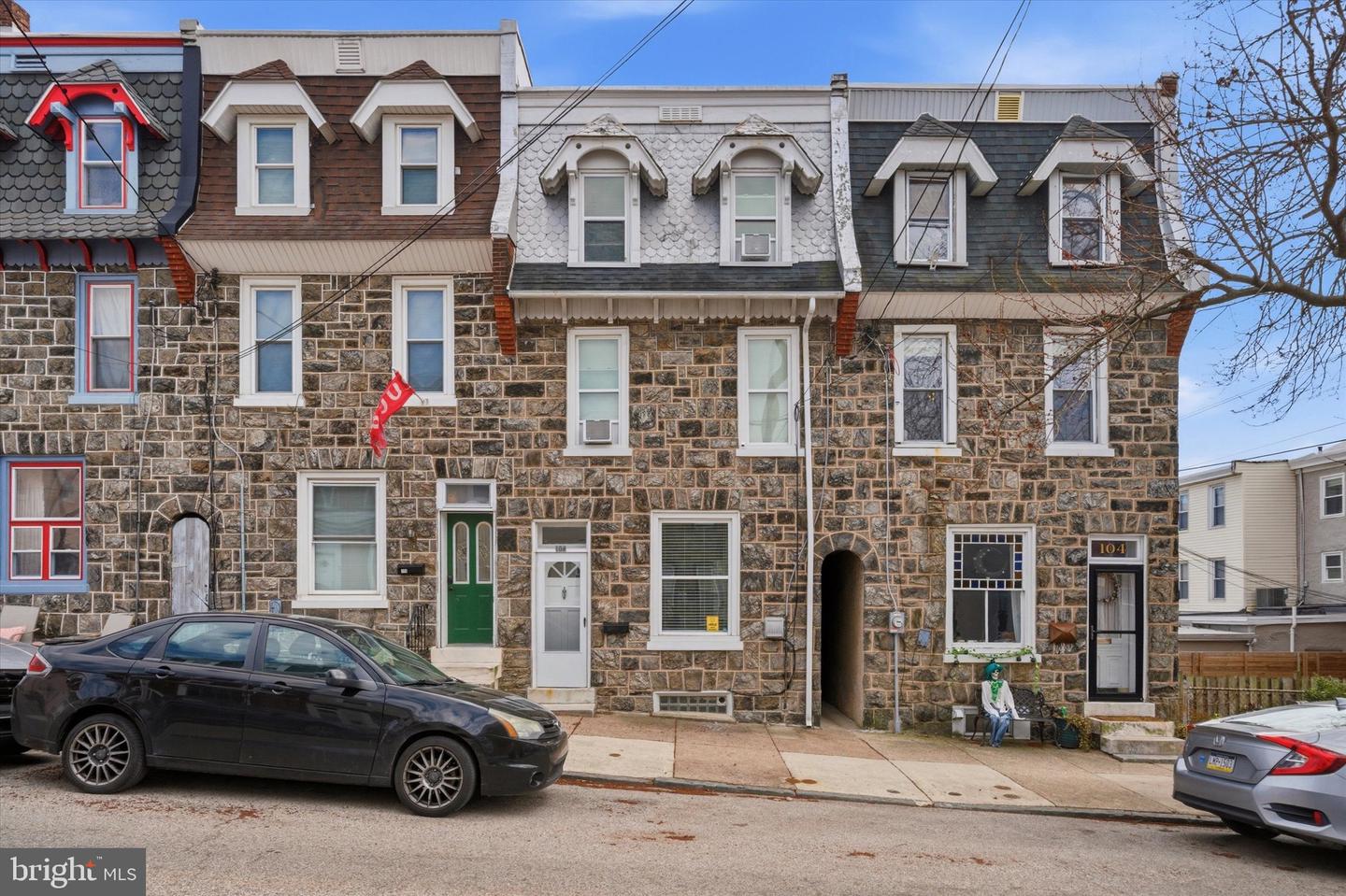 106 W Salaignac St Property Photo 1
