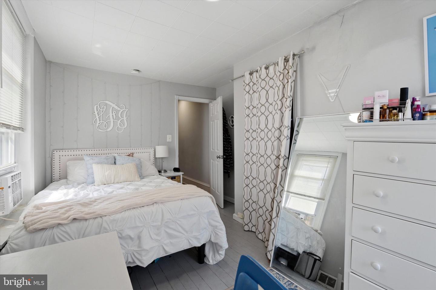 106 W Salaignac St Property Photo 12