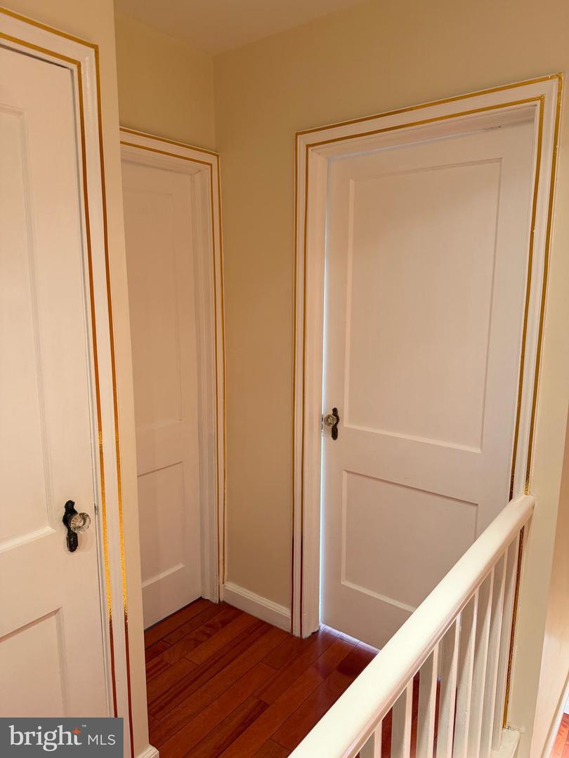 6735 Grovers Ave Property Photo 30