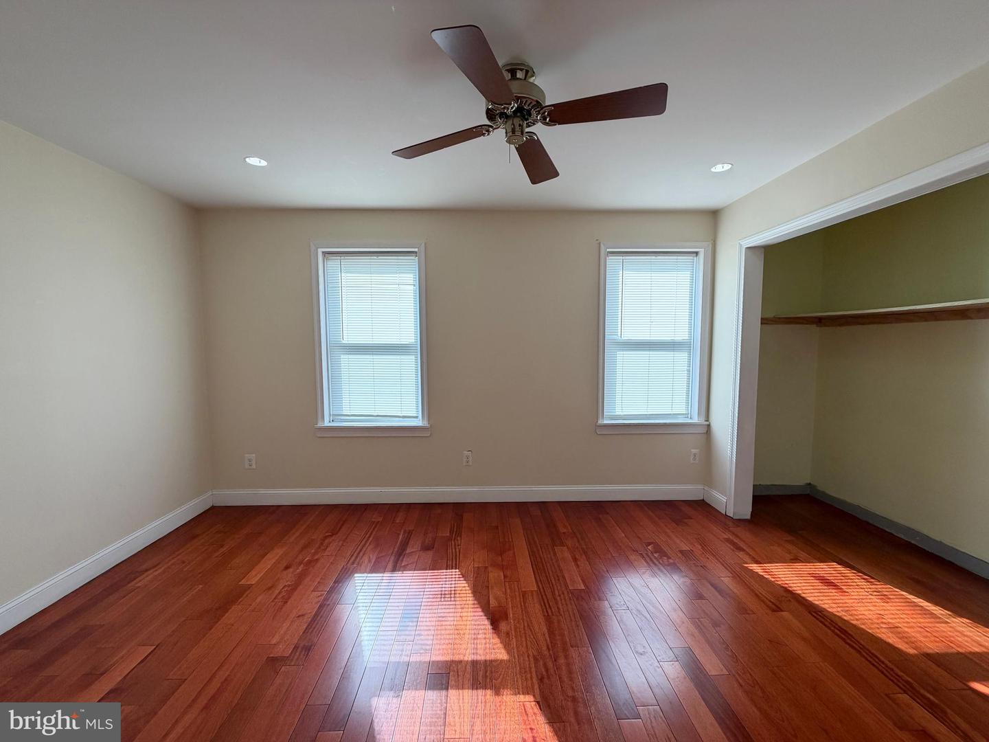 6735 Grovers Ave Property Photo 33
