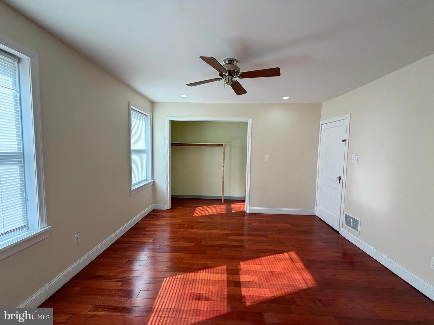6735 Grovers Ave Property Photo 36