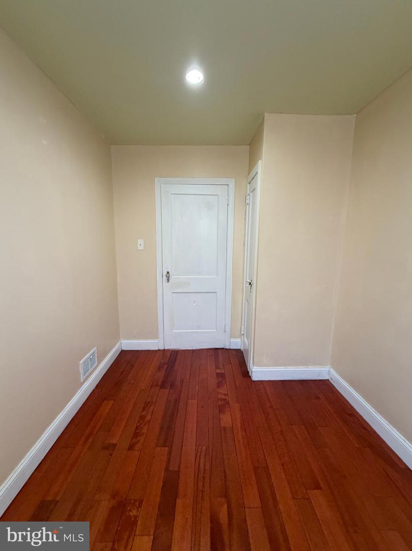 6735 Grovers Ave Property Photo 61