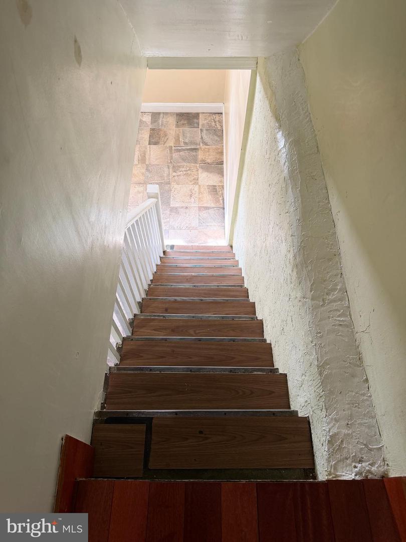 6735 Grovers Ave Property Photo 64