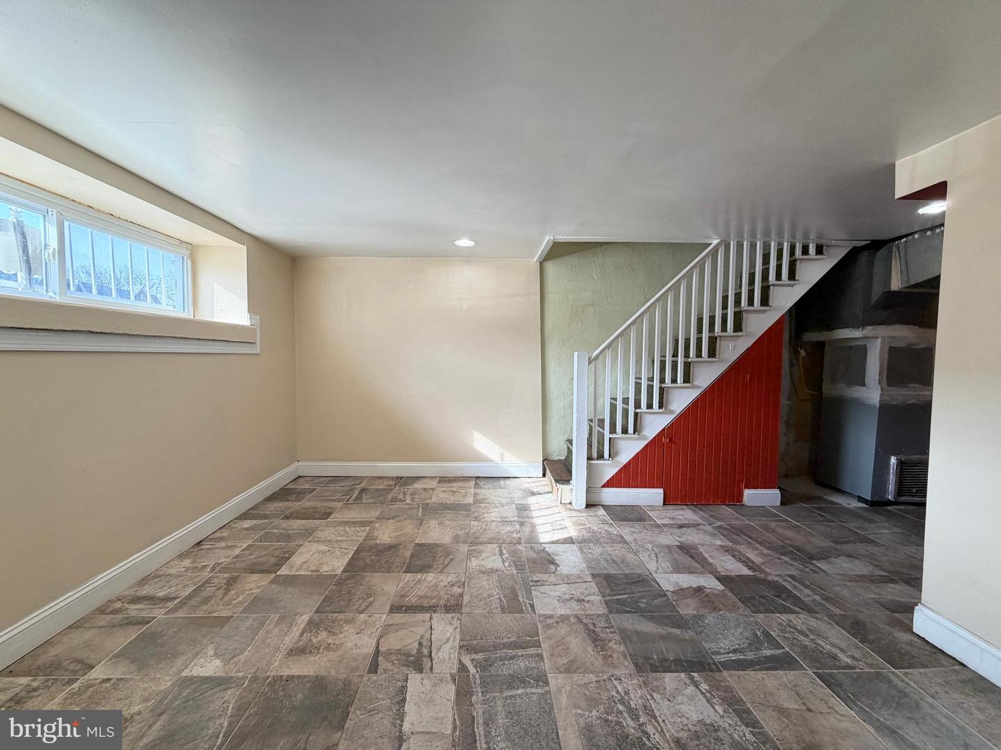 6735 Grovers Ave Property Photo 70