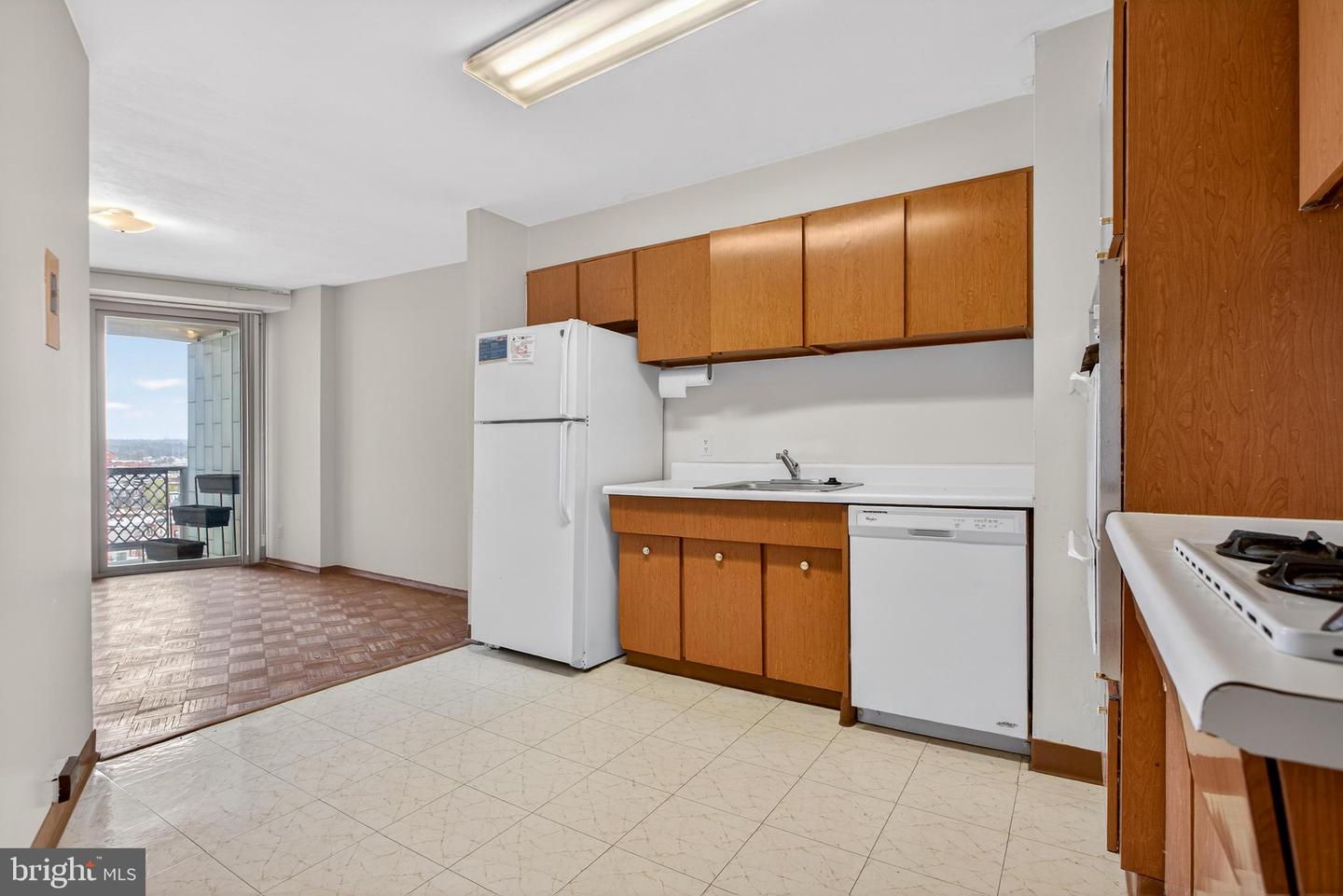 2401-00 Pennsylvania Ave #10b22 Property Photo 17