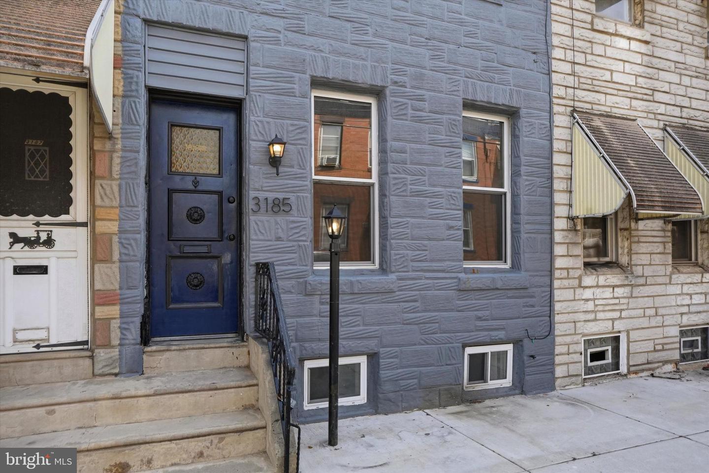 3185 Agate St Property Photo 1