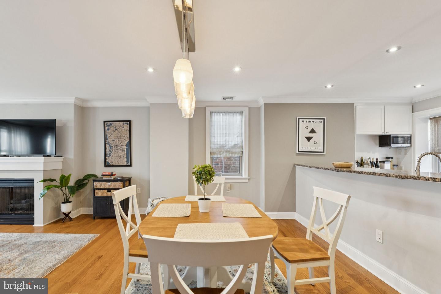 1615-1617 Spruce St #400 Property Photo 6