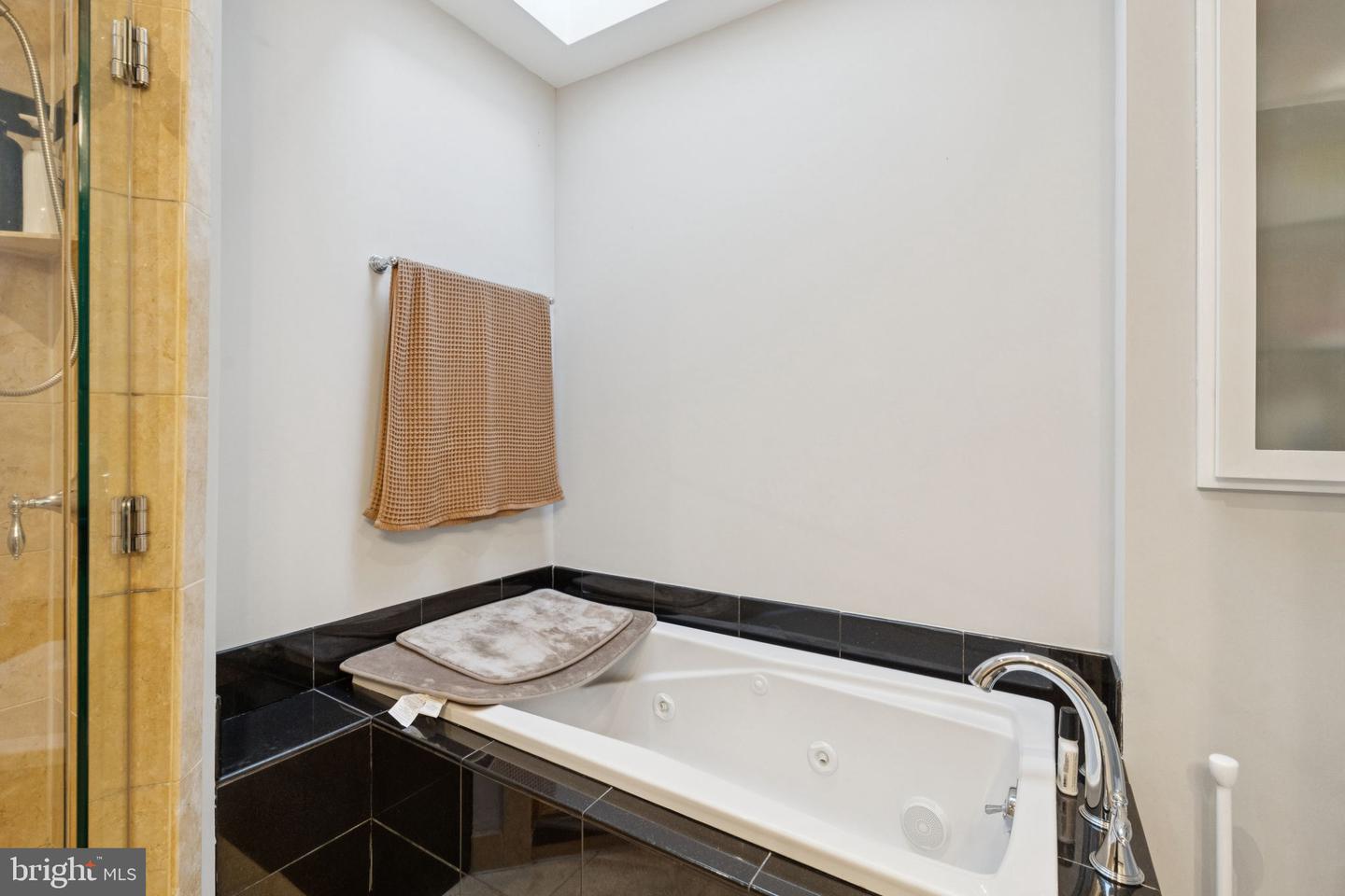 1615-1617 Spruce St #400 Property Photo 21