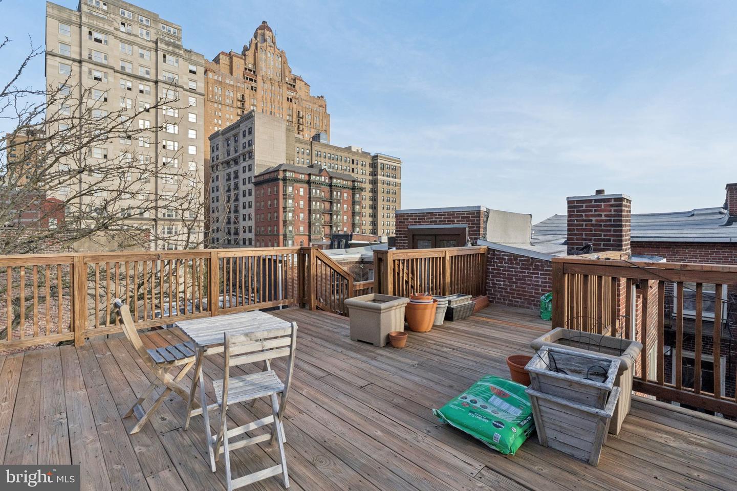 1615-1617 Spruce St #400 Property Photo 28