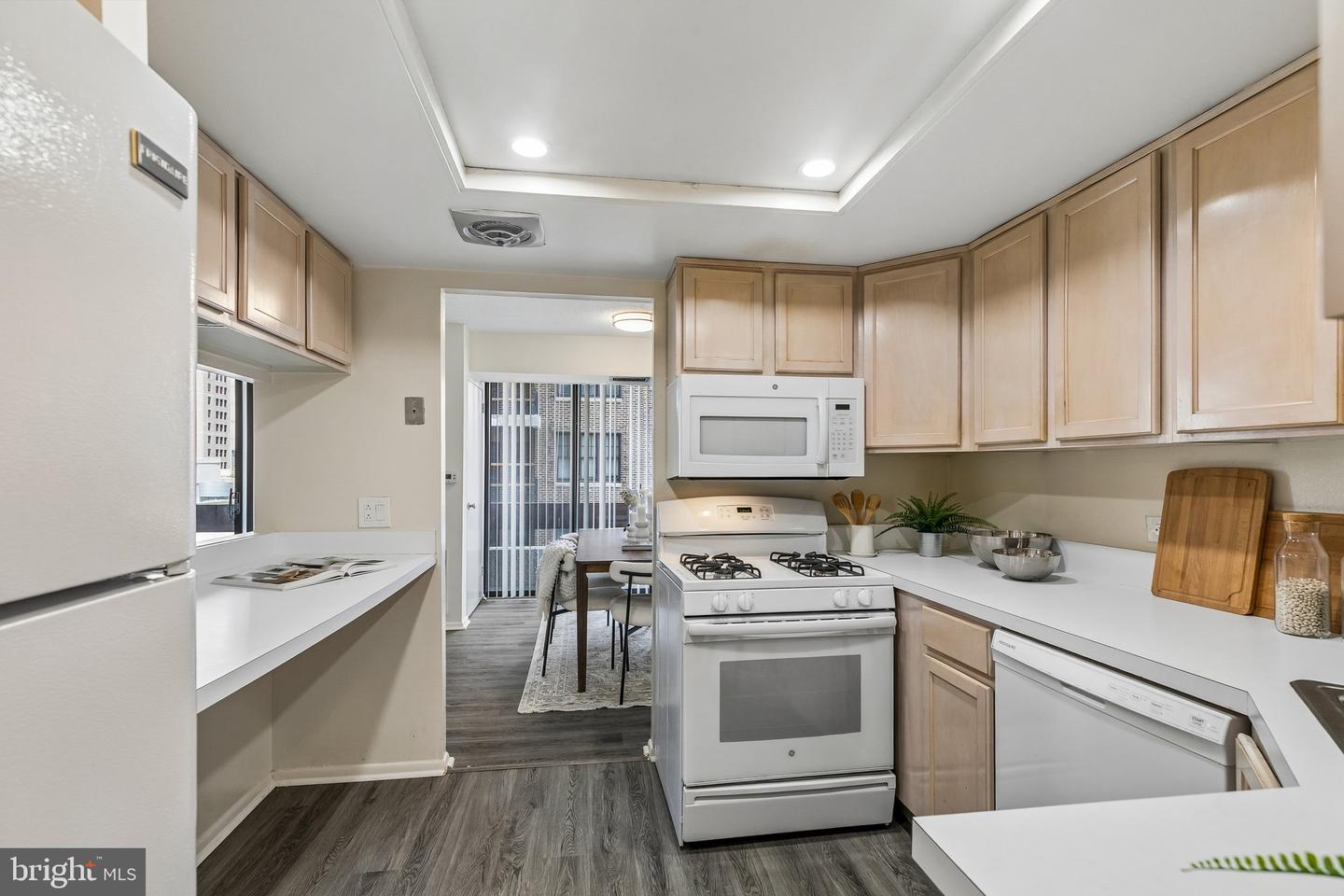 1326-42 Spruce St #703 Property Photo 8