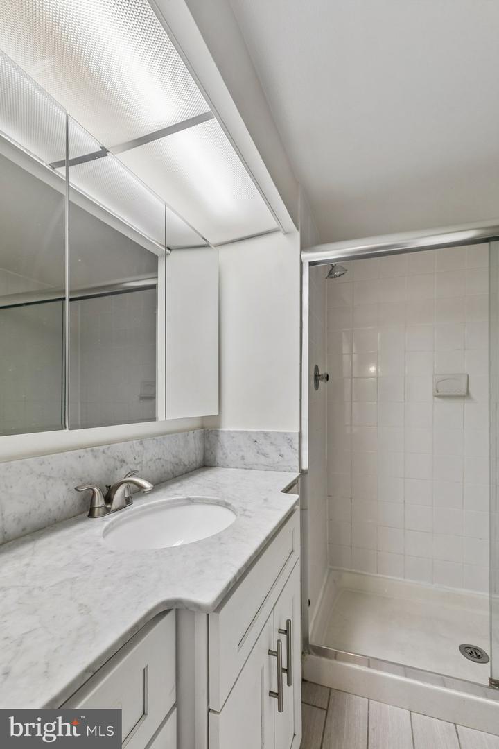 1326-42 Spruce St #703 Property Photo 15