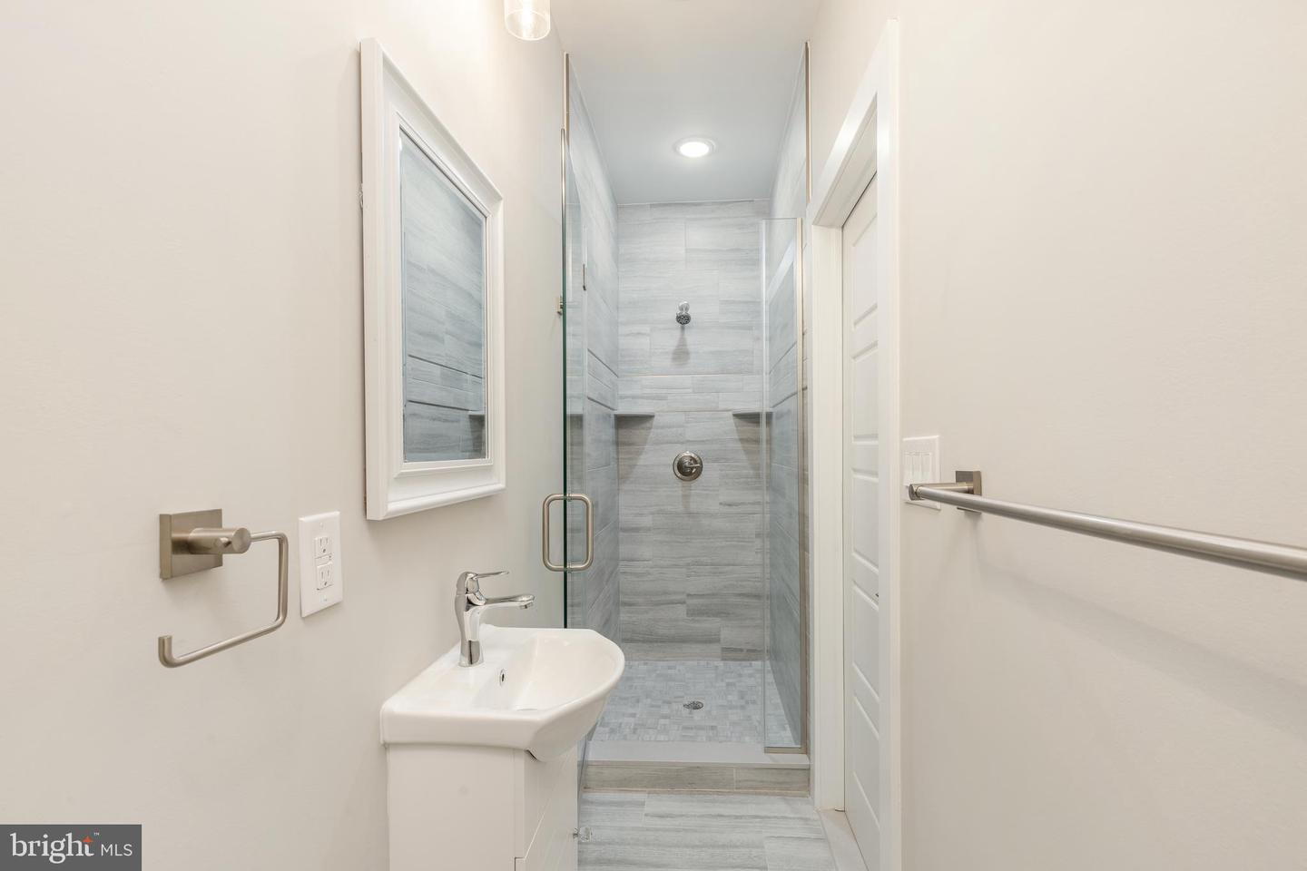 103 E Duval St #2 Property Photo 11