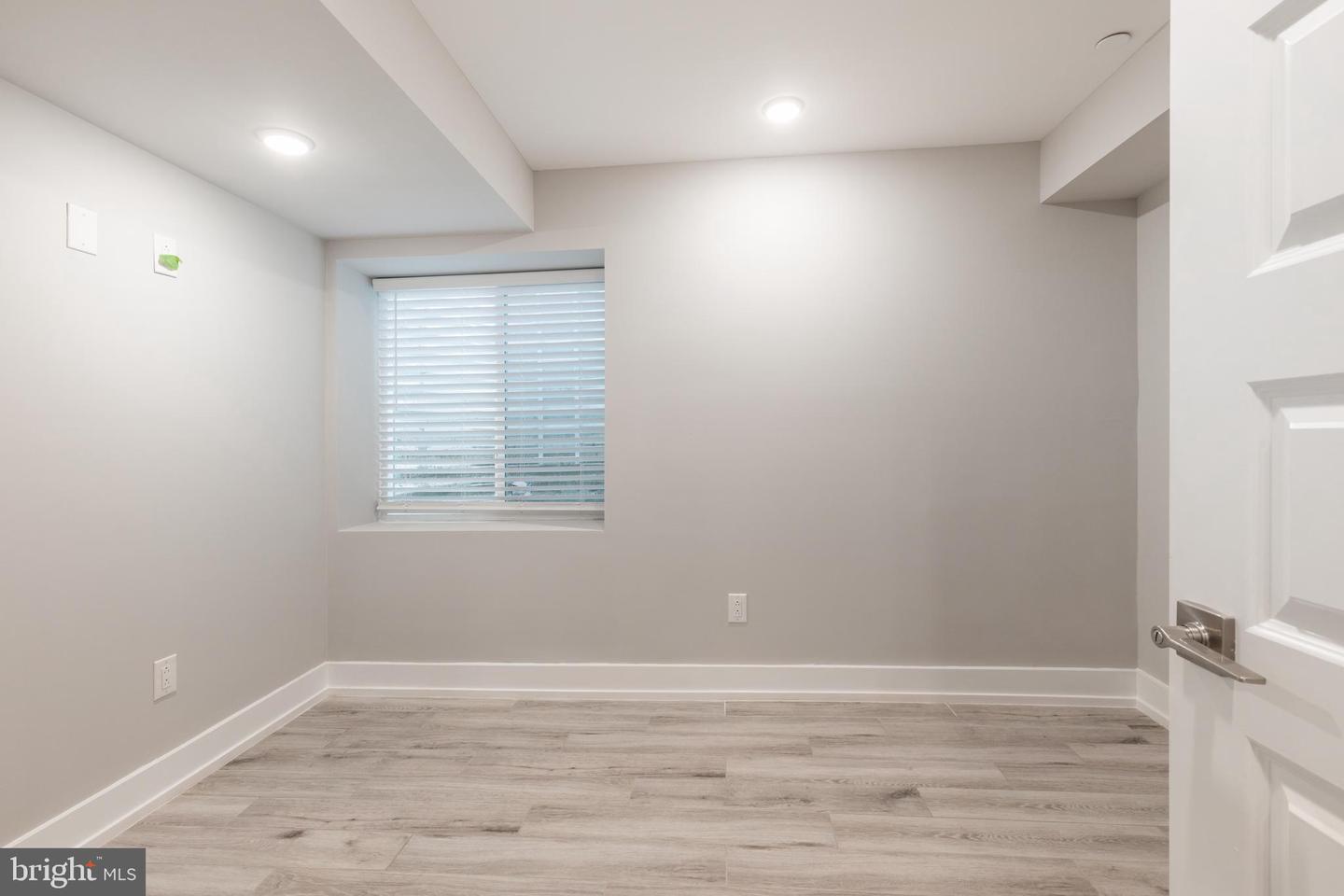 2550 N Howard St #1 Property Photo 8