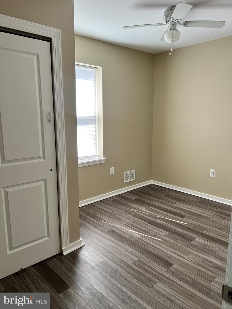 5738-40 Tulip St Property Photo 24
