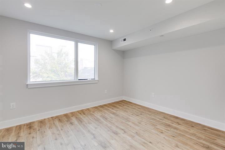 1437 Parrish St Property Photo 52