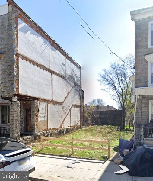 172 W Seymour St Property Photo 1