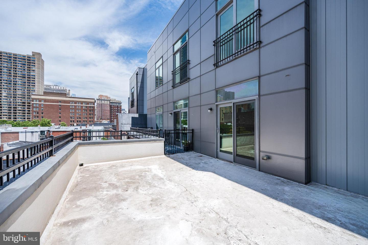 412 S 13th St #unit 505 Property Photo 16