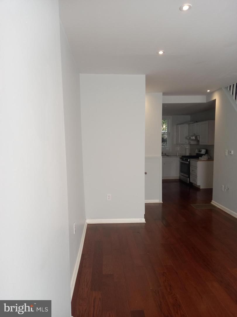 2849 N Taney St Property Photo 13