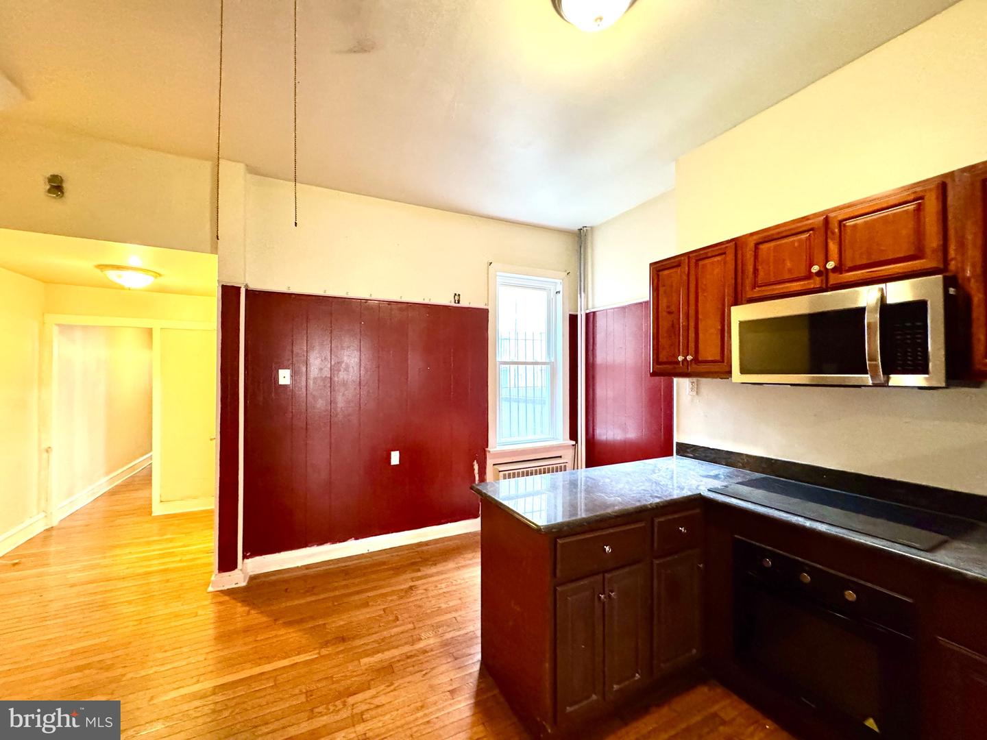 4122 Chester Ave Property Photo 4
